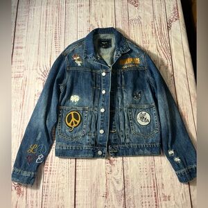 Forever 21 Men's Blue Denim Jacket with detailed embroidery